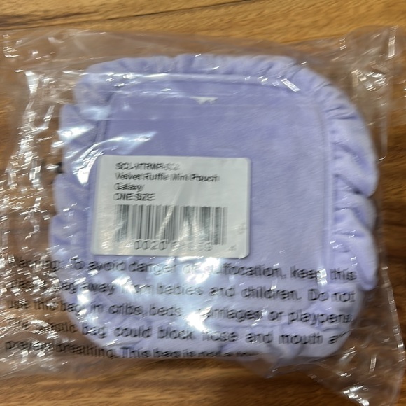 New with tags stoney clover lavender velvet ruffle mini pouch galaxy - Picture 2 of 3